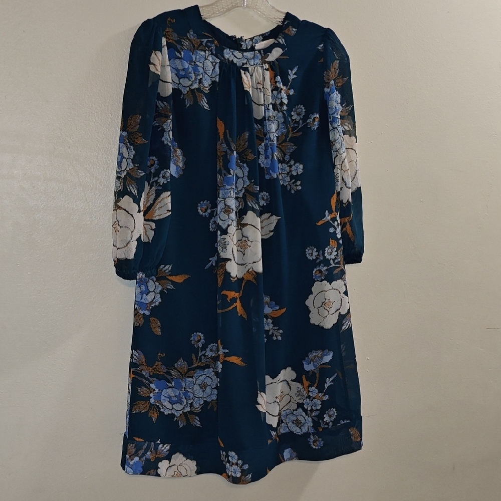 New York & Company Green Floral Blouse